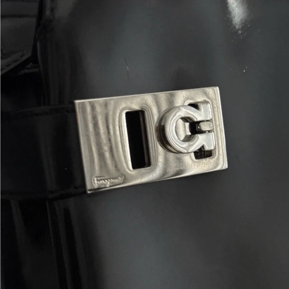 Salvatore Ferragamo Wanda Black Satchel with Silver Accents - Picture 4 of 8
